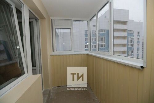 Мать, которая зимой избила свою маленькую дочь и выставила ее на балкон, предстанет перед судом