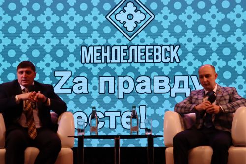 Менделеевцы встретились с Эдуардом Шарафиевым