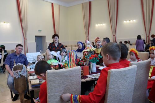 В Менделеевске состоялся фестиваль родословной