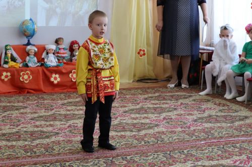 Юные менделеевцы отметили Всемирный День родного языка