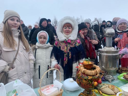 Менделеевцы весело и с размахом проводили зиму