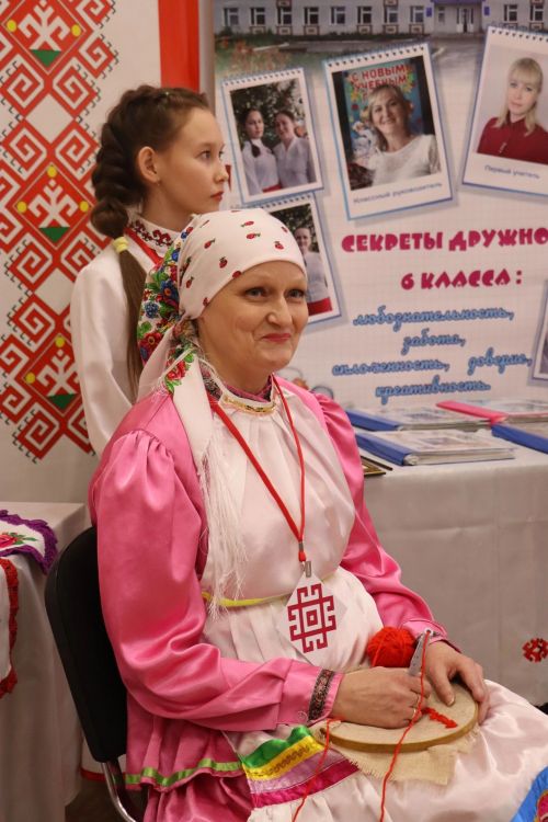 Команда школы №1 Менделеевска заняла второе место в республиканском конкурсе