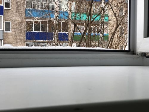 Мужчина залез в чужую квартиру через окно, чтобы согреться