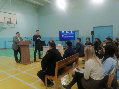 Жители ТОС «Альфа» смогли задать вопросы главе Радмиру Беляеву