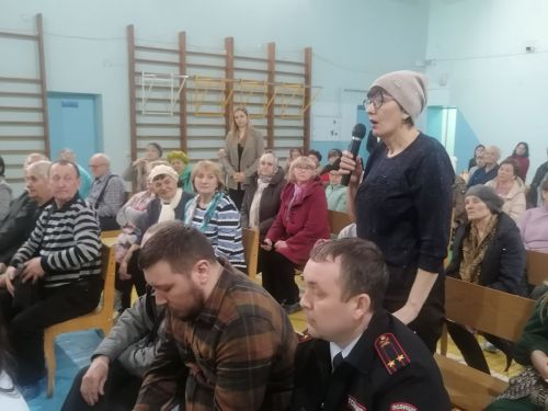 Жители ТОС «Альфа» смогли задать вопросы главе Радмиру Беляеву