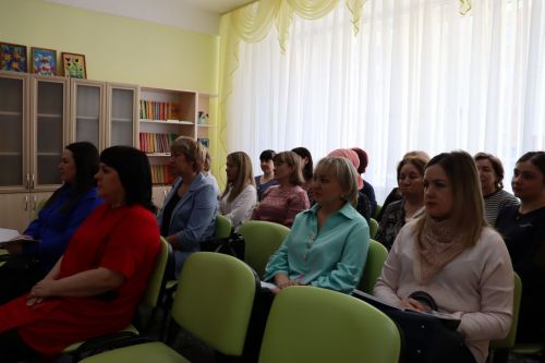 Учителя татарского языка менделеевских детских садов проходят обучение