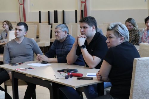 Менделеевским предпринимателям рассказали о формах поддержки и уплате налогов