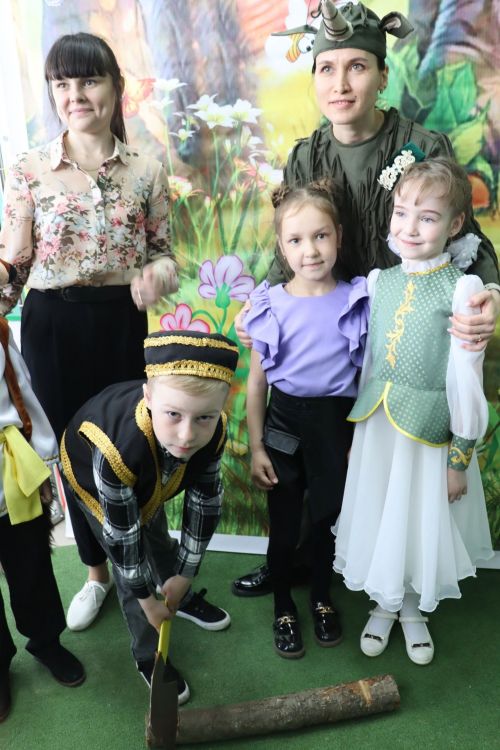 В Менделеевске наградили победителей конкурса «Расту, читая Тукая»