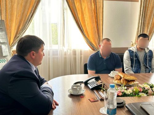 Глава Менделеевского района Радмир Беляев встретился с мобилизованными