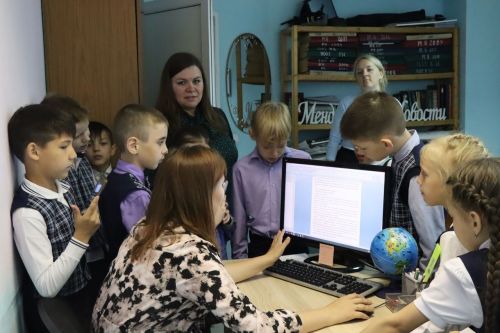 Менделеевские школьники попробовали себя в роли ведущих прогноза погоды
