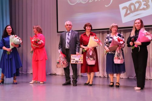 Детская школа искусств Менделеевска выпустила 43 «юных звёздочек» в большой путь
