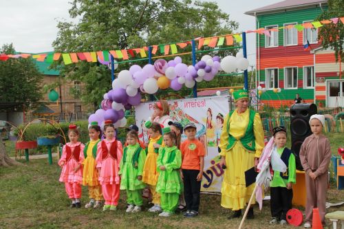 В детском саду № 1 «Светлячок» Менделеевска состоялся районный Сабантуй