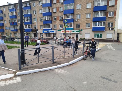 В Менделеевске прошла акция «Носи Георгиевскую ленточку правильно»