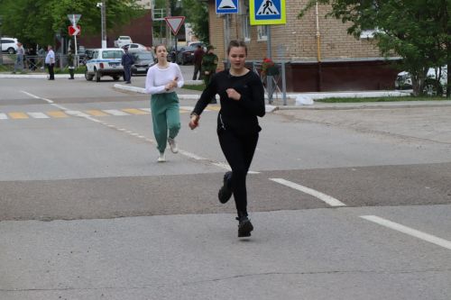 Легкоатлетическая стафета на призы Героя Советского Союза Василия Белоусова объединила взрослых и детей