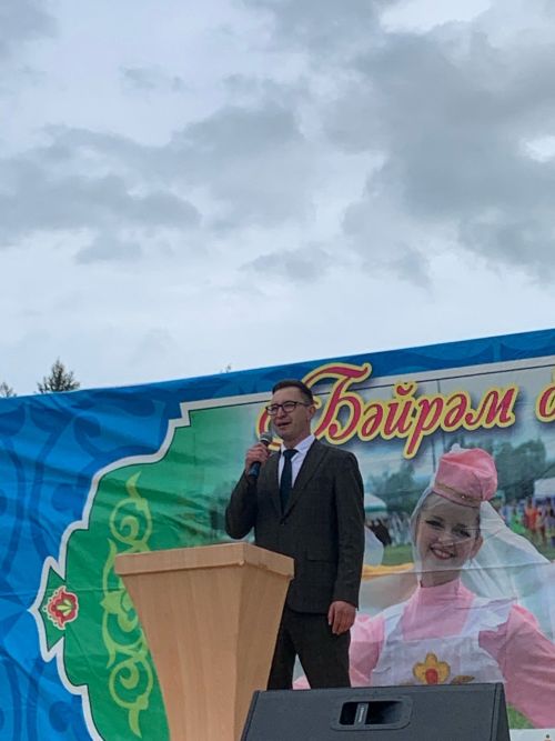 Сабантуй в Бизяках: женщина-жокей, награды, поздравления, концерт Салавата и долгожданный дождь