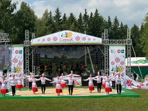 Менделеевцы побывали на республиканском празднике «Семык»