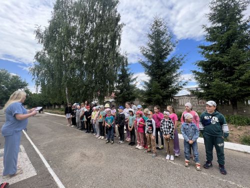 В менделеевском пришкольном лагере провели «Дорожный квест»
