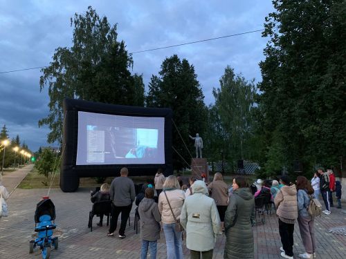 В Менделеевске пройдет уличный кинопоказ