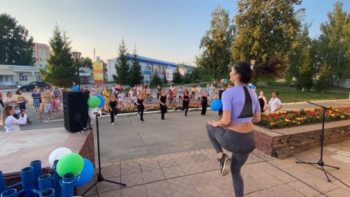 В Менделеевске продолжаются тренировки в рамках проекта «Здоровый Менделеевск»