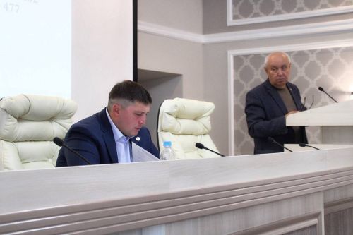 В Менделеевске прошло совещание по вопросу горячего питания в школах