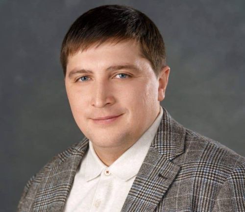 Глава Менделеевского района поздравил школьников с Днём знаний