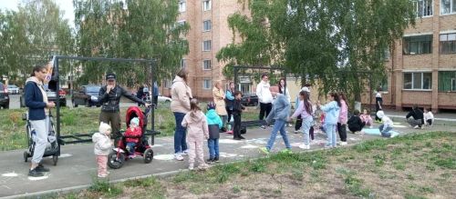 В ТОС «Химик» Менделеевска прошёл праздник двора