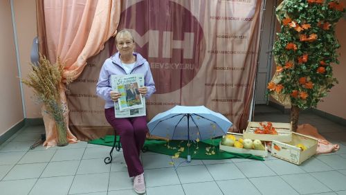 Художественный руководитель Старогришкинского СДК одна из первых оформила подписку на газету «МН»