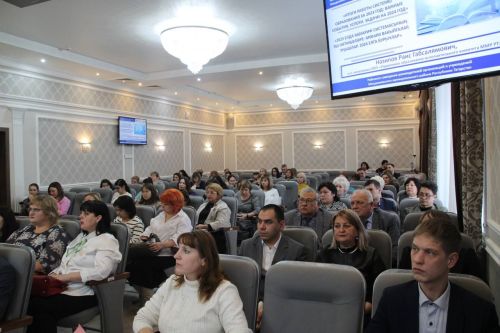 В Менделеевске выделят беспрецедентные 18 миллионов рублей на поддержку учителей и талантливых школьников