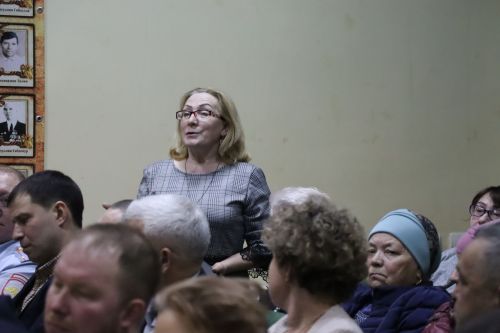 Камай авылында халыкны борчыган мәсьәләләр буенча район башлыгы белән фикер алыштылар