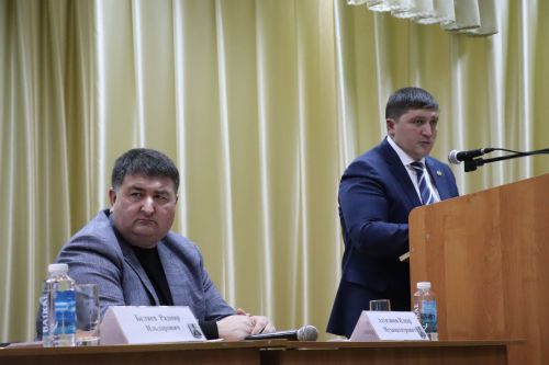 Камай авылында халыкны борчыган мәсьәләләр буенча район башлыгы белән фикер алыштылар