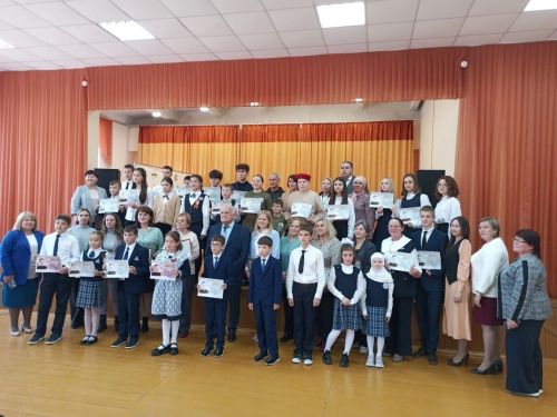 В школе Менделеевска прошла республиканская научно-практическая конференция «Школы Героев»