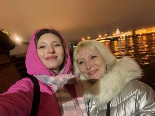 Аделина Кияметдинова: Пока есть мама, мы всё ещё дети