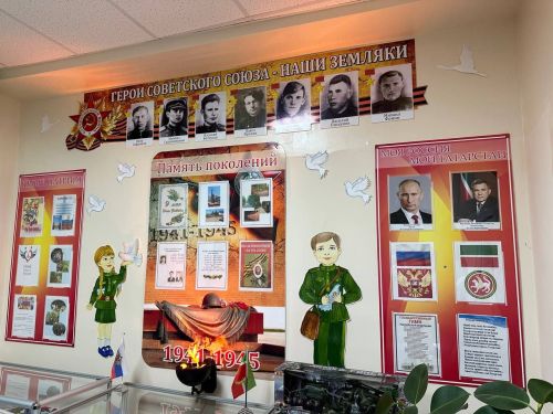 Первые Менделеевска посетили социальный приют «Камские зори»