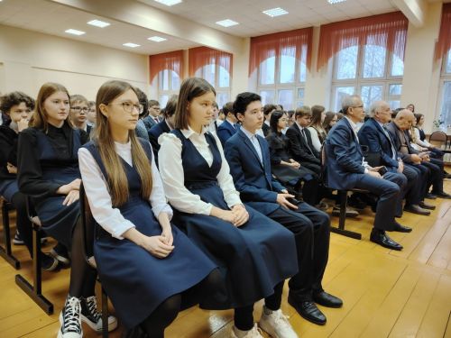 В первой школе имени Героя Советского Союза М. С. Фомина» прошел урок финансовой грамотности