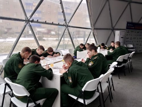 Нижнекамские кадеты познакомились с историей Менделеевска