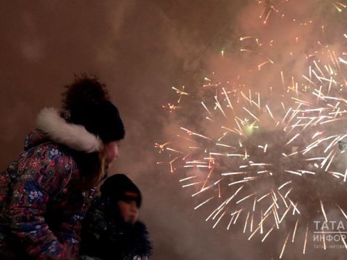 Штраф до 300 тысяч рублей за незаконную торговлю фейерверками