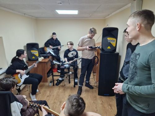 Участники народного театра имени А. Ахунова реализуют проект  «Что за прелесть  эти сказки»
