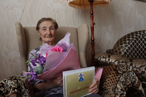 Менделеевчанка Разия Зиятдинова отметила 95-летие