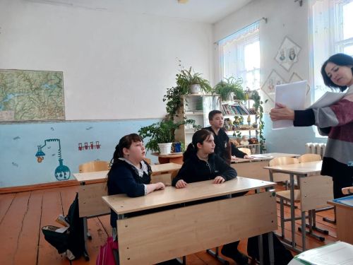 Учащимся Бизякинской школы рассказали о правилах этикета