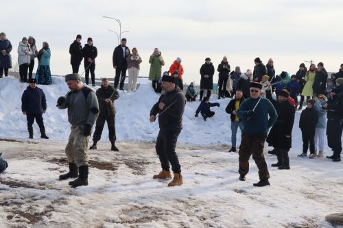 В селе Тихоново Менделеевского района в последний день выборов провели масленичные гуляния в необычном формате