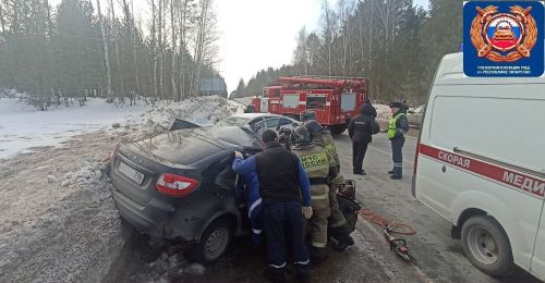 В Татарстане в результате ДТП погибли мать и сын