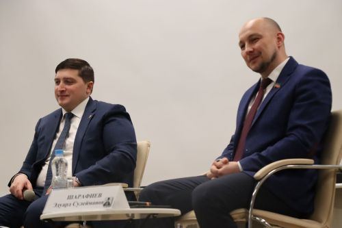«Взвешивать, анализировать, сравнивать»: Эдуард Шарафиев об информационной войне.