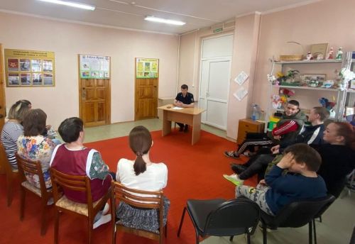 С получателями социальных услуг Менделеевска провели разъяснительную беседу