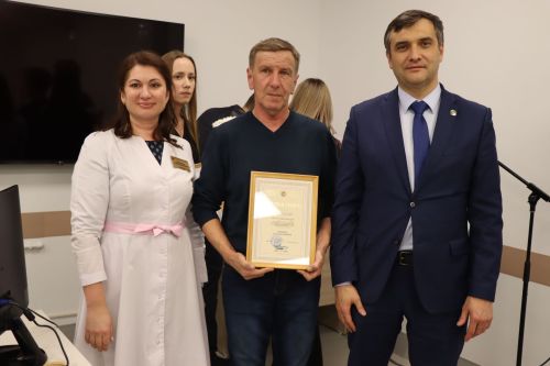 Необходимое заменим, где нужно поддержим: Марсель Миннуллин посетил Менделеевское ЦРБ