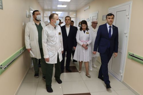 Необходимое заменим, где нужно поддержим: Марсель Миннуллин посетил Менделеевское ЦРБ