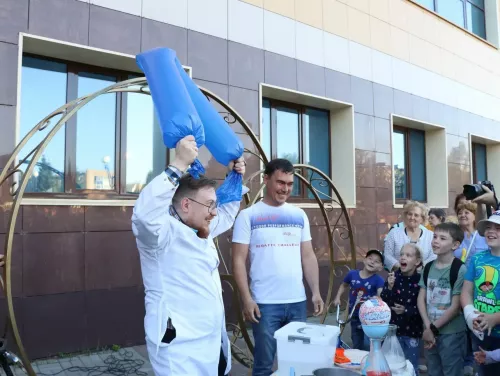 Сегодня Менделеевск празднует День химика