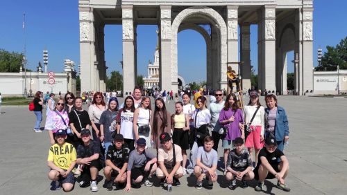 Менделеевские школьники посетили Москву на каникулах