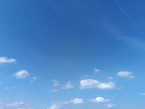 Понедельник в Менделееске начнется с жары и грозовых дождей