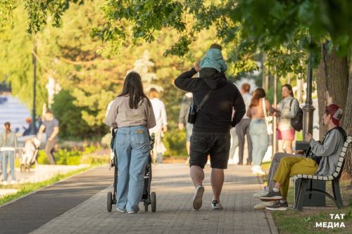 Женщинам с детьми планируют сократить рабочую неделю