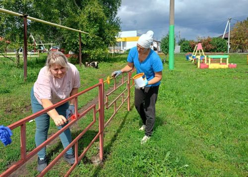 В сёлах района проводятся субботники
